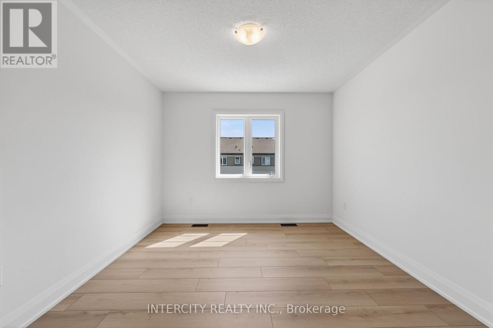 22 Legacy Circle, Wasaga Beach, Ontario  L9Z 0L8 - Photo 29 - S13457804