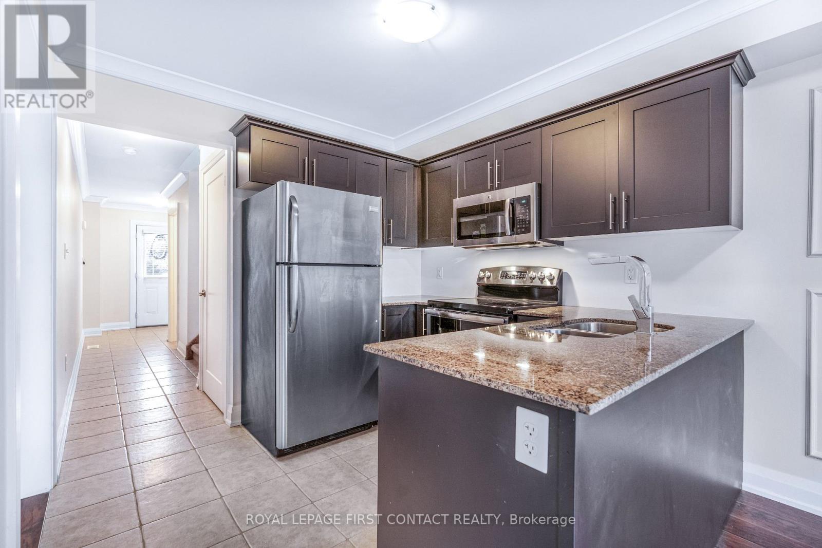 4 - 29 Madelaine Drive, Barrie, Ontario L9J 0G8 - Photo 4 - S13457952