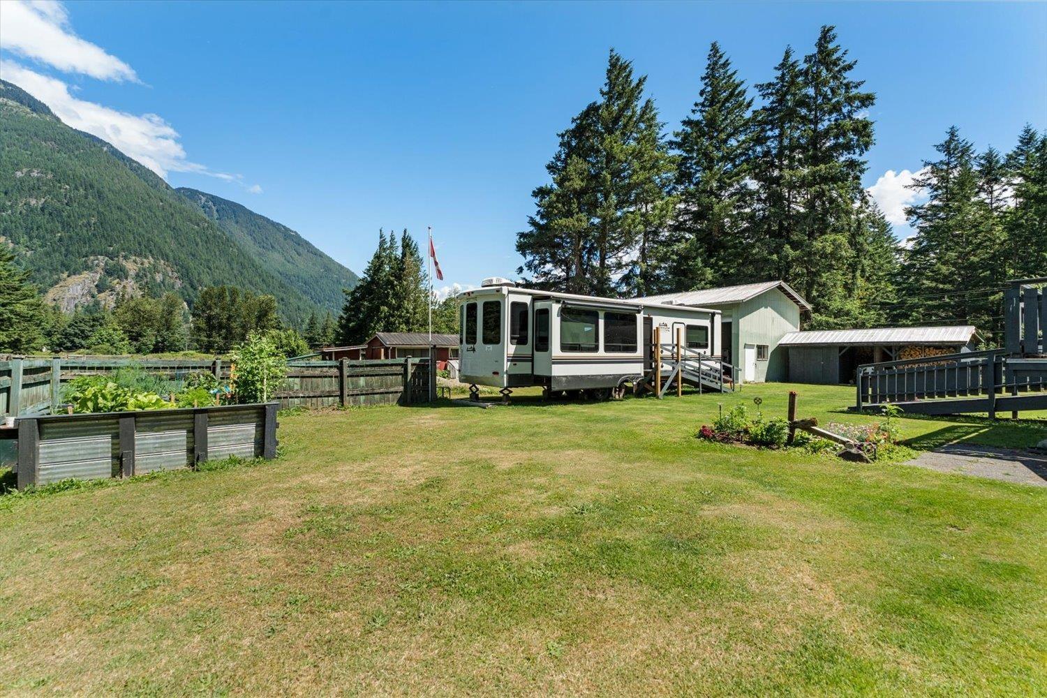 63155 Yale Road, Hope, Hope, British Columbia  V0X 1L2 - Photo 34 - R3136668