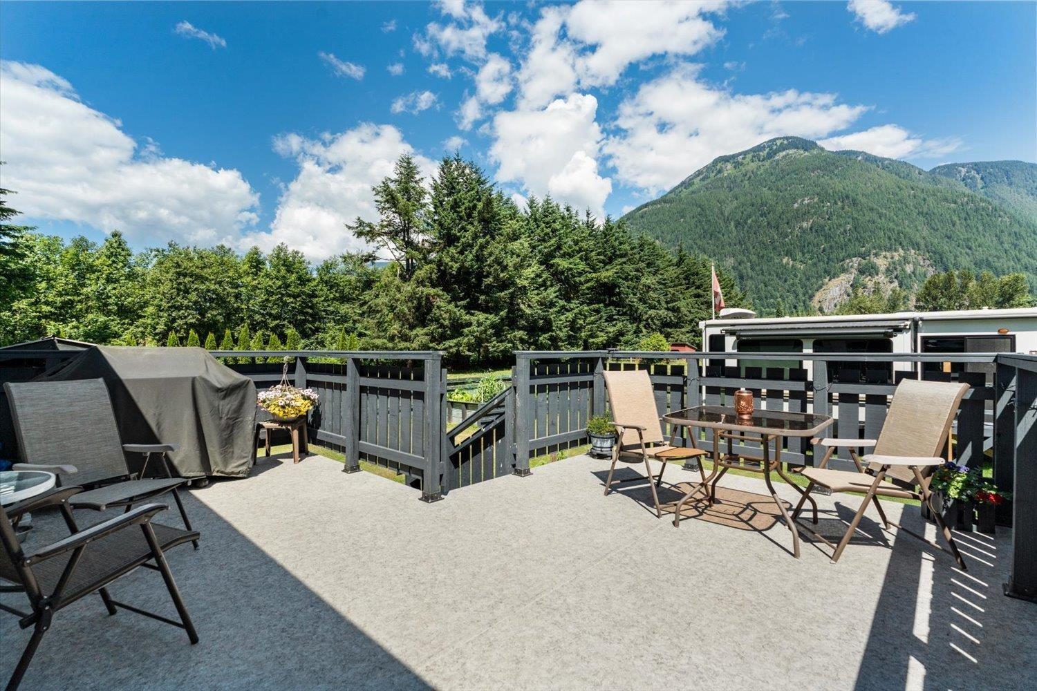 63155 Yale Road, Hope, Hope, British Columbia  V0X 1L2 - Photo 3 - R3136668