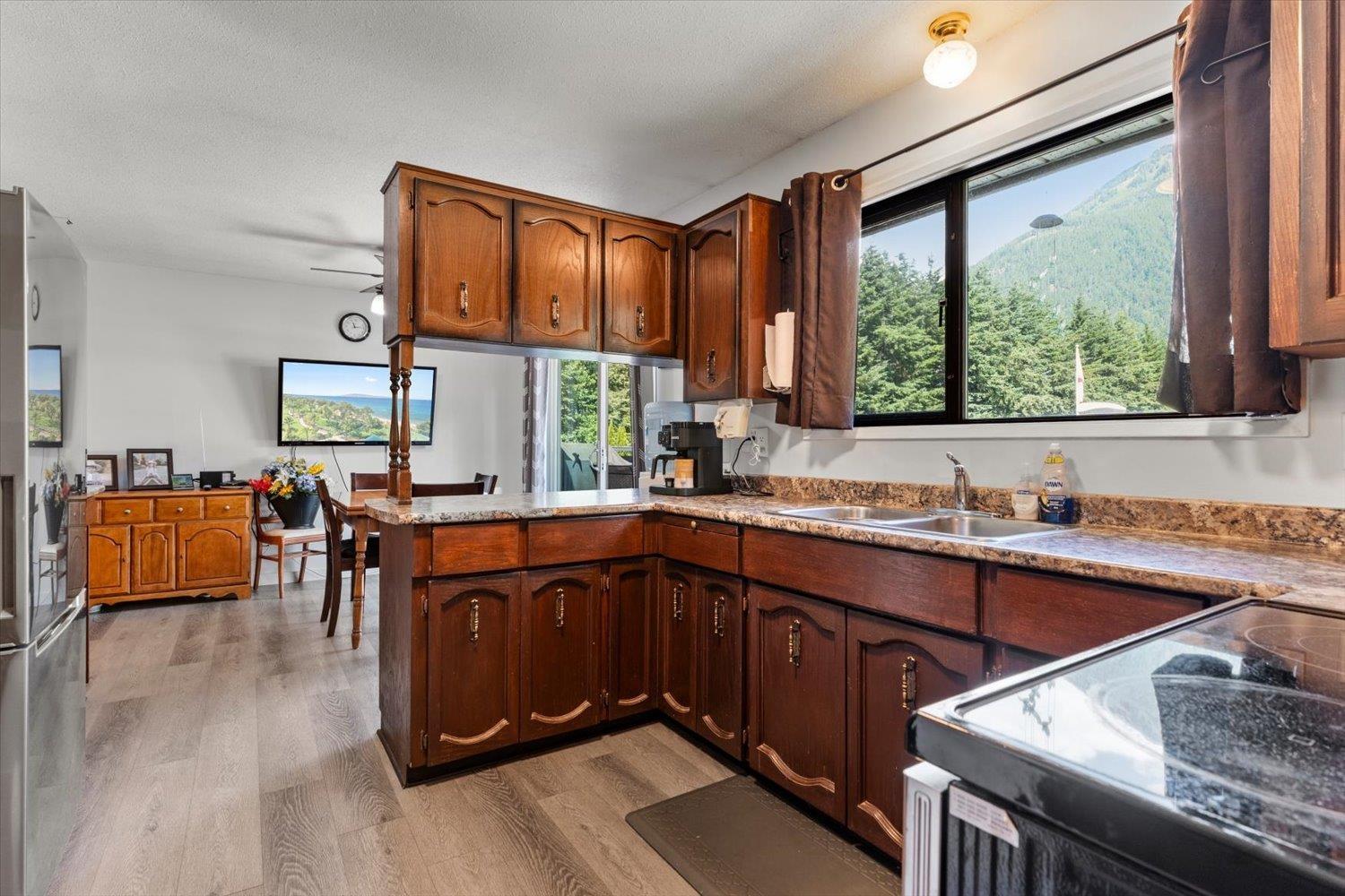 63155 Yale Road, Hope, Hope, British Columbia  V0X 1L2 - Photo 21 - R3136668