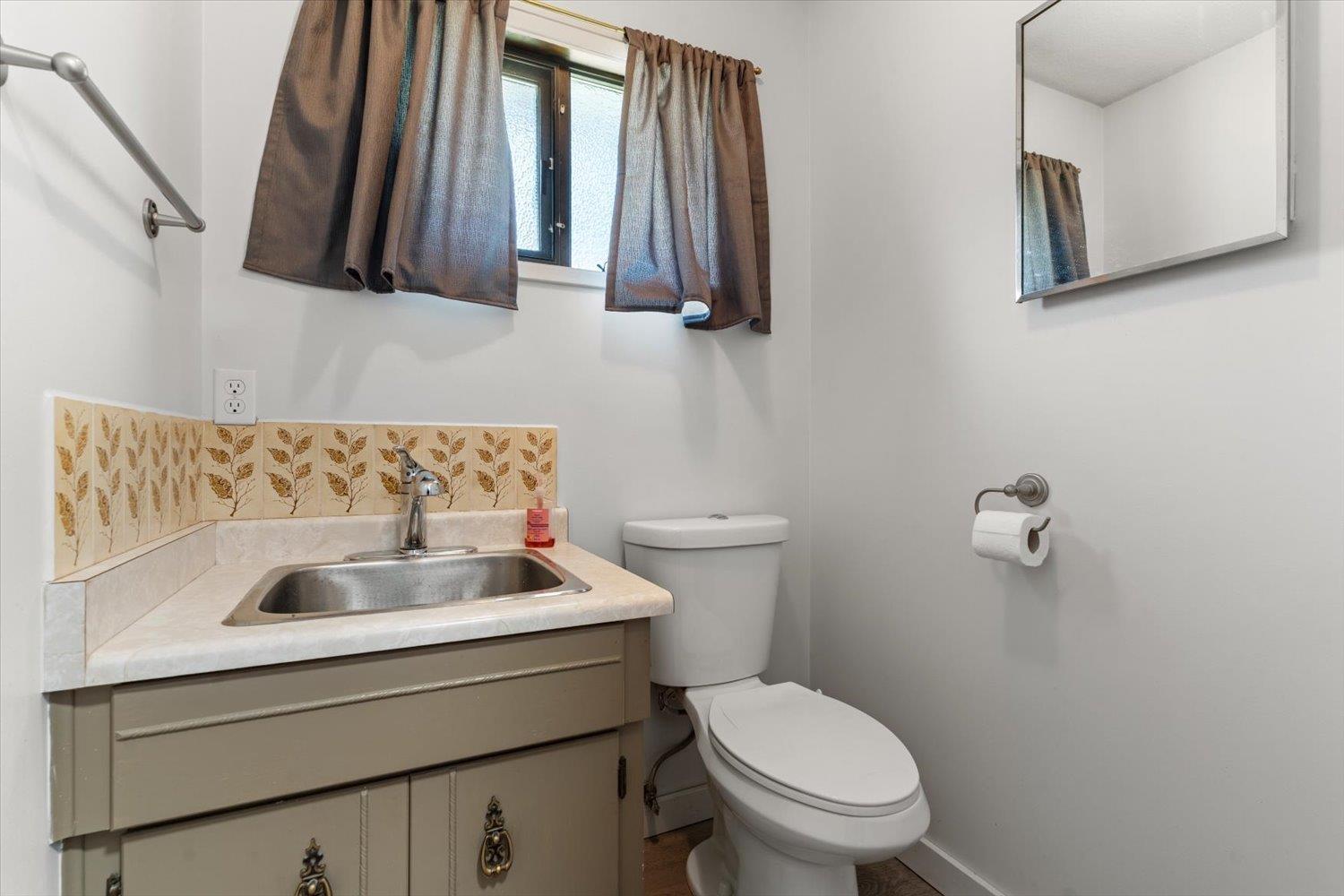 63155 Yale Road, Hope, Hope, British Columbia  V0X 1L2 - Photo 30 - R3136668