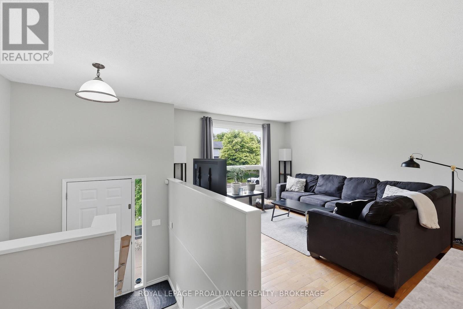 8 Trillium Court, Kingston, Ontario  K7K 6W9 - Photo 11 - X13458020