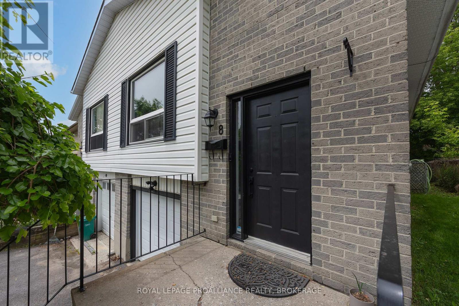 8 Trillium Court, Kingston, Ontario  K7K 6W9 - Photo 4 - X13458020