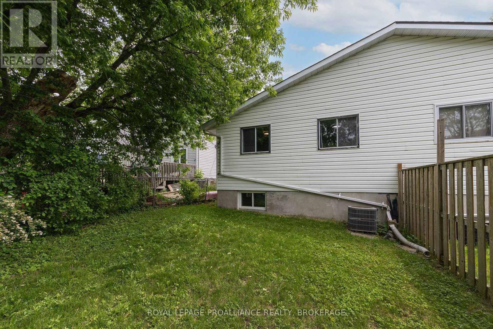 8 Trillium Court, Kingston, Ontario  K7K 6W9 - Photo 8 - X13458020