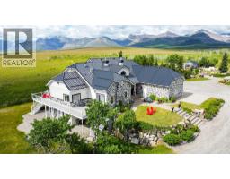 29215 Township Road 3-0, Rural Pincher Creek No. 9, Alberta