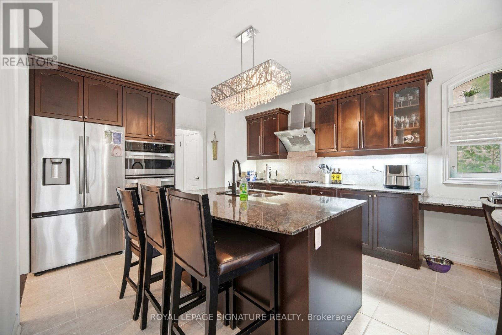 94 Jazz Drive, Vaughan, Ontario  L6A 4L2 - Photo 11 - N13452084