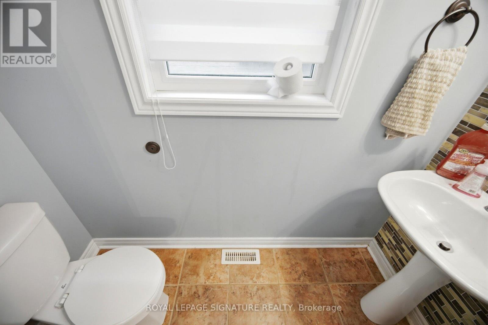 94 Jazz Drive, Vaughan, Ontario  L6A 4L2 - Photo 13 - N13452084