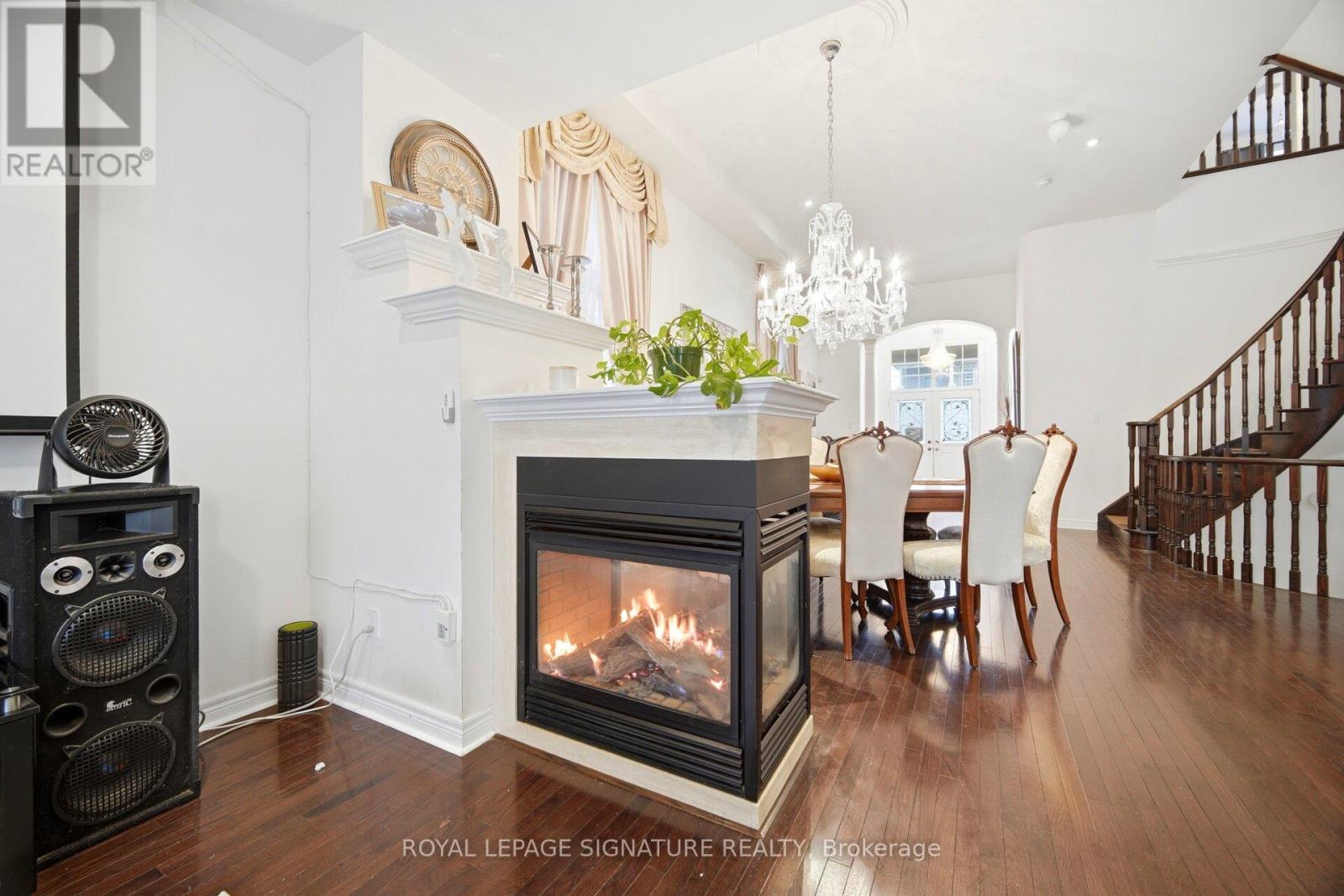 94 Jazz Drive, Vaughan, Ontario  L6A 4L2 - Photo 7 - N13452084