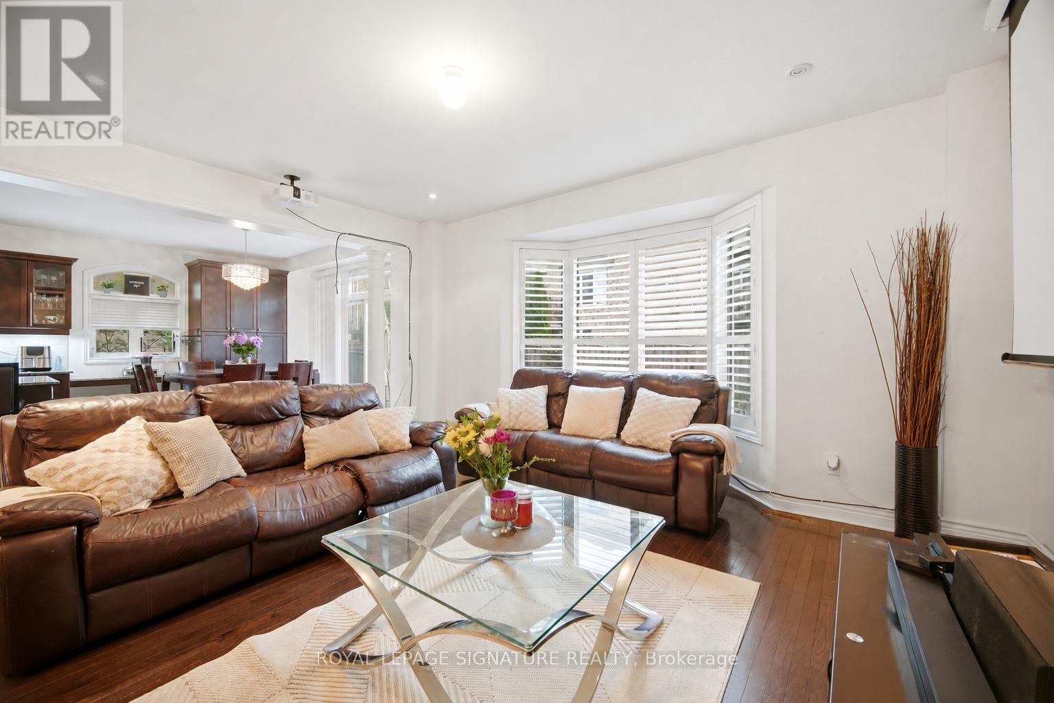 94 Jazz Drive, Vaughan, Ontario  L6A 4L2 - Photo 8 - N13452084