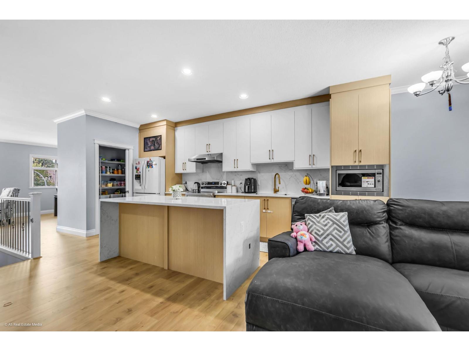 33370 Kirk Avenue, Abbotsford, British Columbia  V2S 8P8 - Photo 6 - R3136923