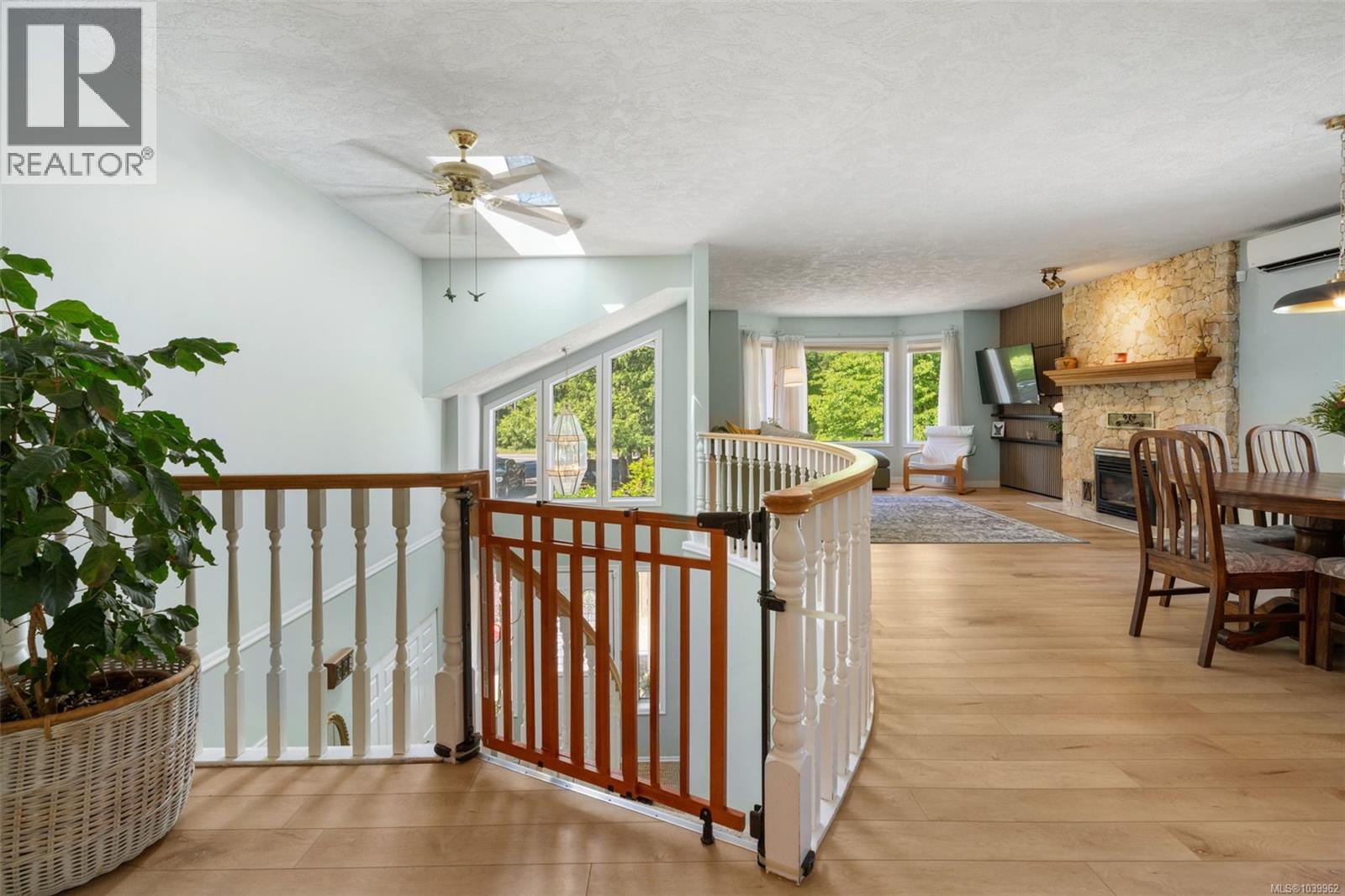 2444 Sooke Rd, Colwood, British Columbia  V9B 1X7 - Photo 4 - 1039962