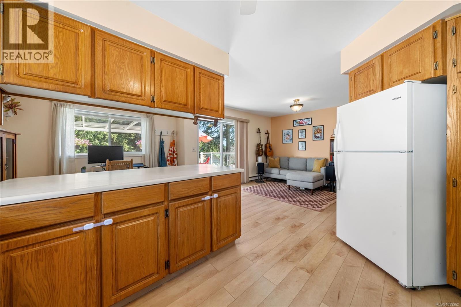 2444 Sooke Rd, Colwood, British Columbia  V9B 1X7 - Photo 16 - 1039962