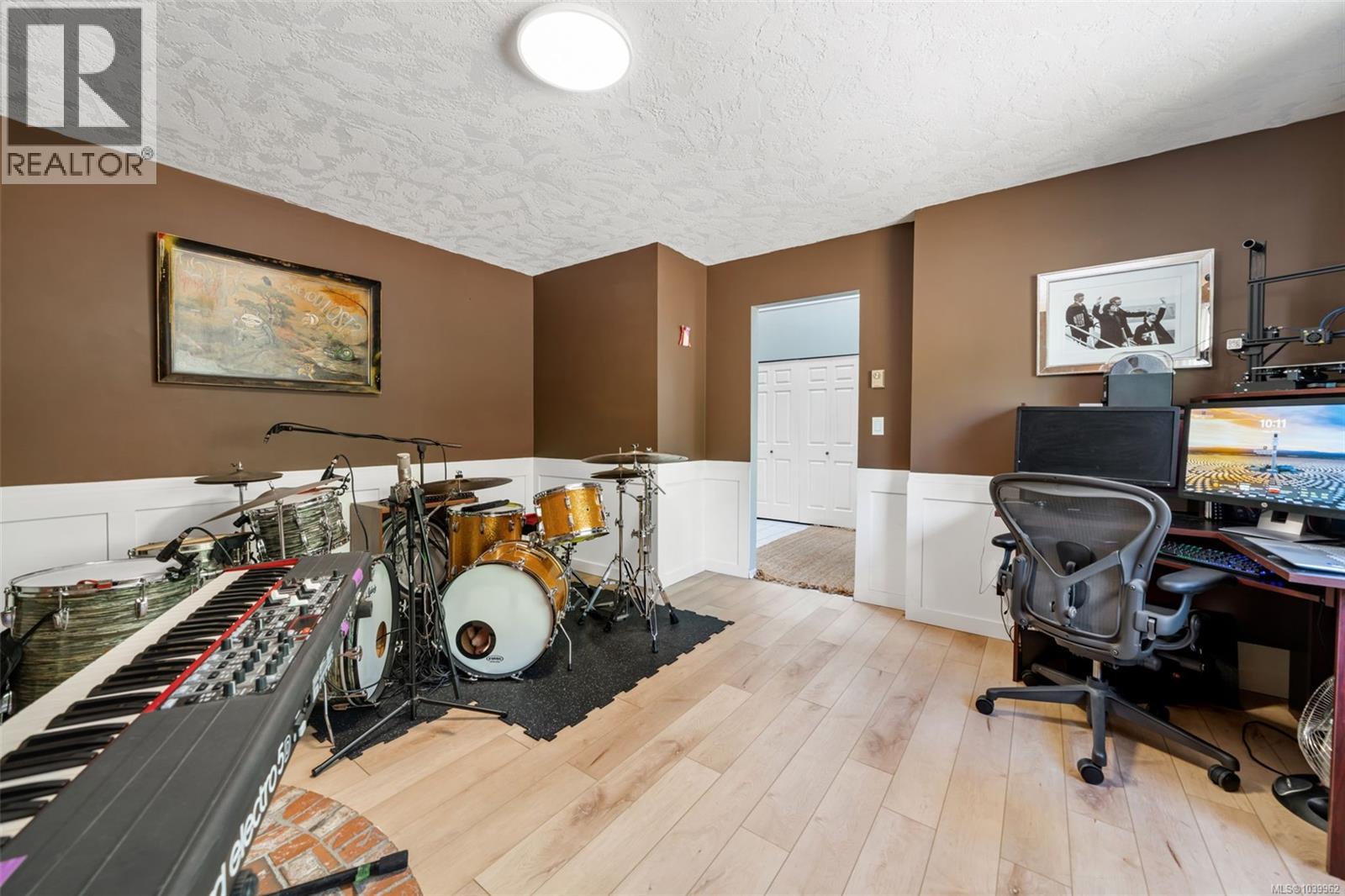 2444 Sooke Rd, Colwood, British Columbia  V9B 1X7 - Photo 34 - 1039962
