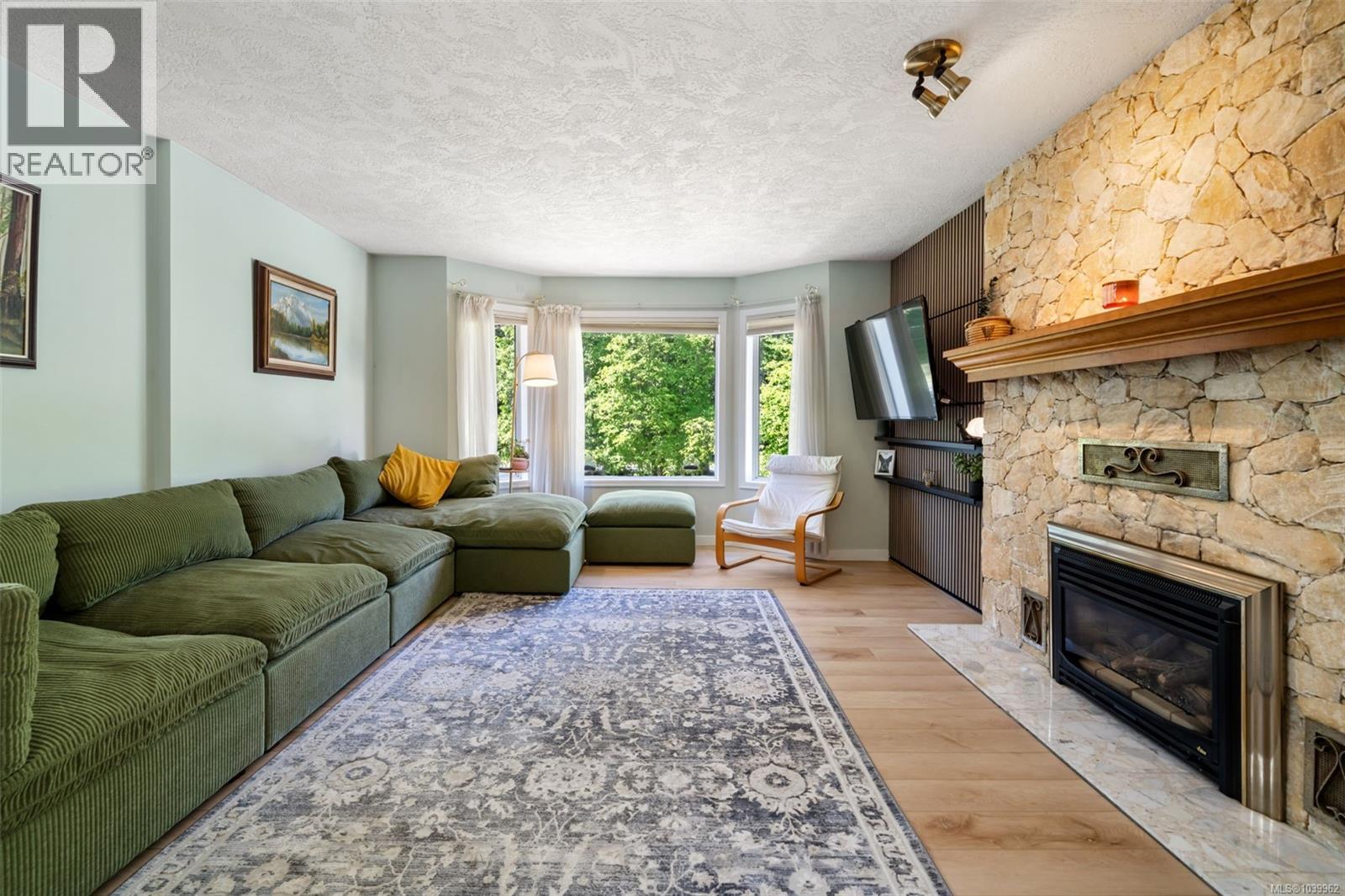 2444 Sooke Rd, Colwood, British Columbia  V9B 1X7 - Photo 7 - 1039962