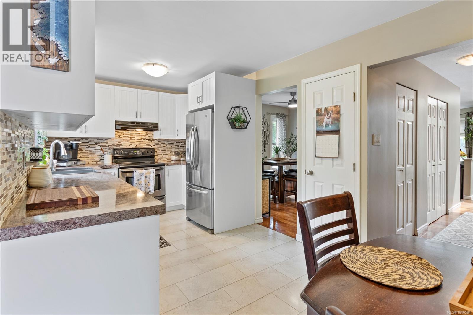 5926 Broadway Rd, Nanaimo, British Columbia  V9V 1E5 - Photo 8 - 1040584