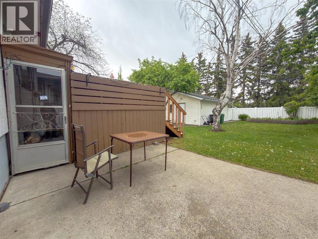 2115 Halifax Crescent NW, Calgary, Alberta  T2M 4C8 - Photo 16 - A2319603