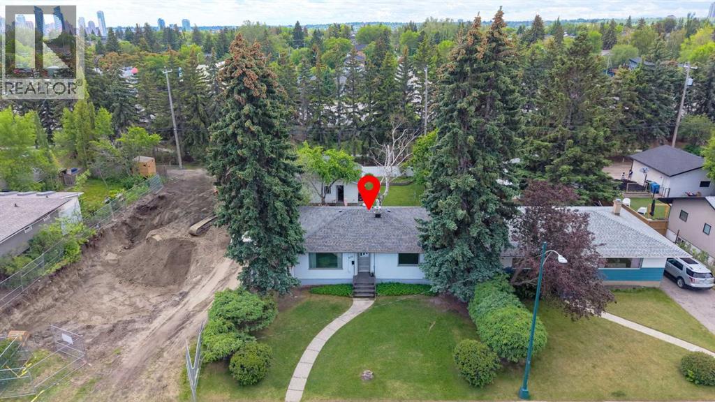 2115 Halifax Crescent NW, Calgary, Alberta  T2M 4C8 - Photo 1 - A2319603