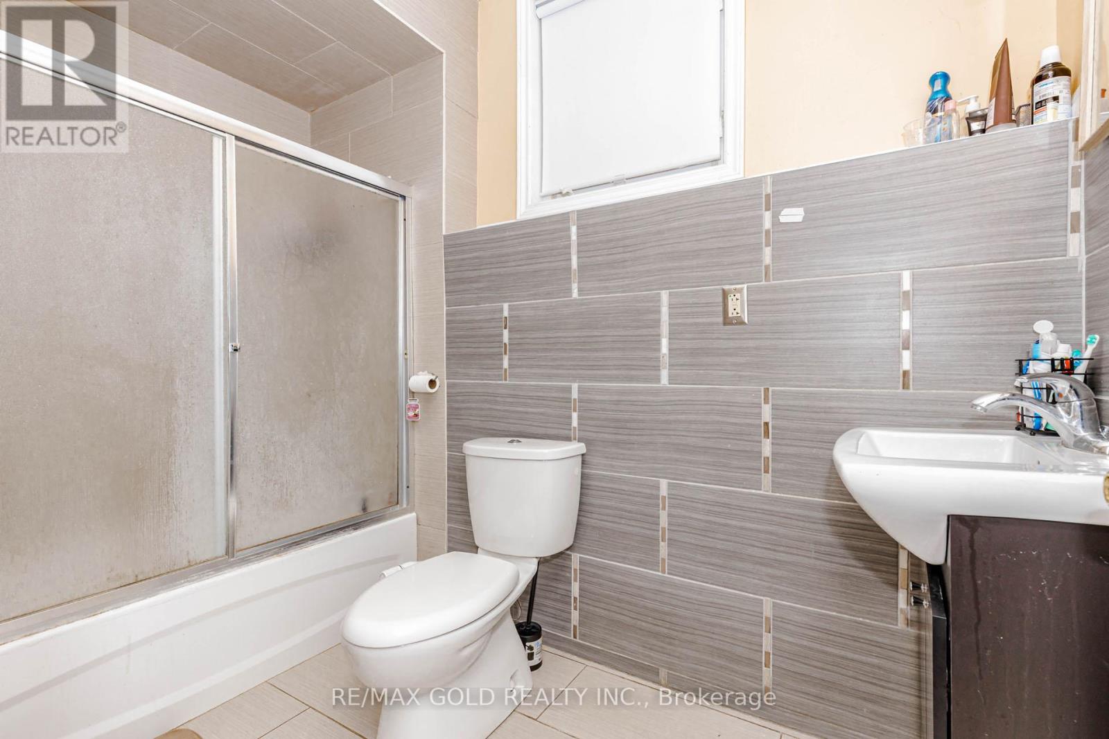 548 Fernforest Drive, Brampton, Ontario  L6R 0V8 - Photo 44 - W13457738