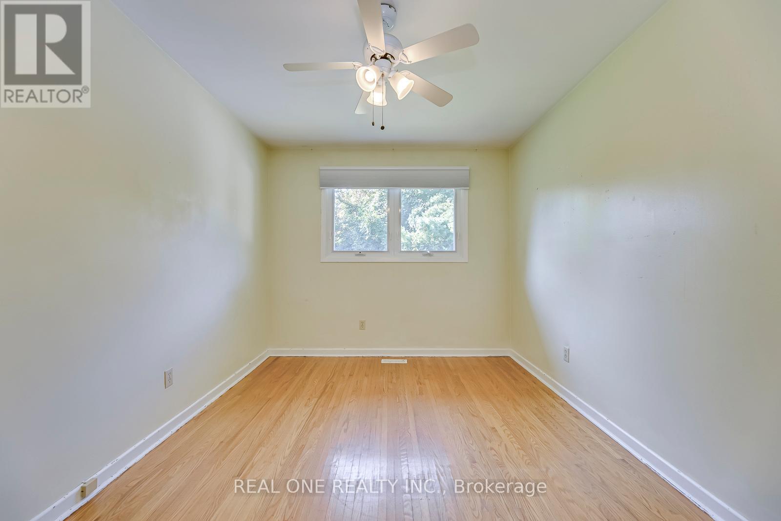 604 Bridle Wood, Burlington, Ontario  L7L 4C7 - Photo 17 - W13457810