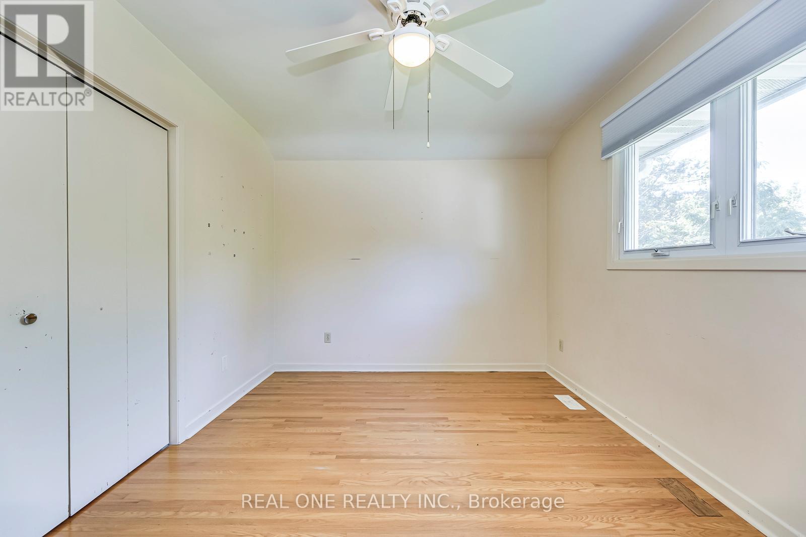 604 Bridle Wood, Burlington, Ontario  L7L 4C7 - Photo 19 - W13457810