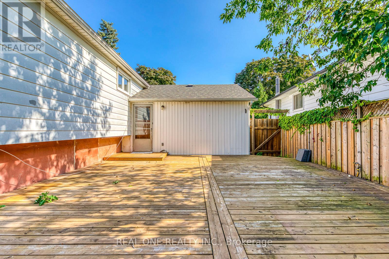 604 Bridle Wood, Burlington, Ontario  L7L 4C7 - Photo 35 - W13457810