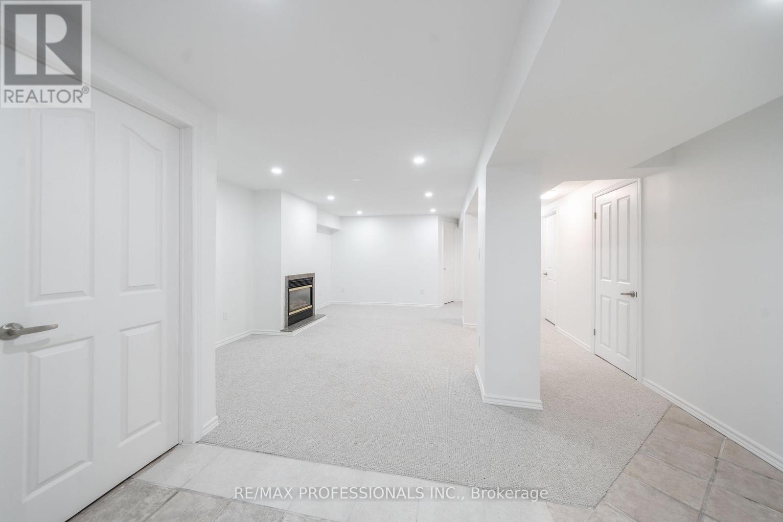 635 Peele Boulevard, Burlington, Ontario  L7R 3B8 - Photo 9 - W13457820