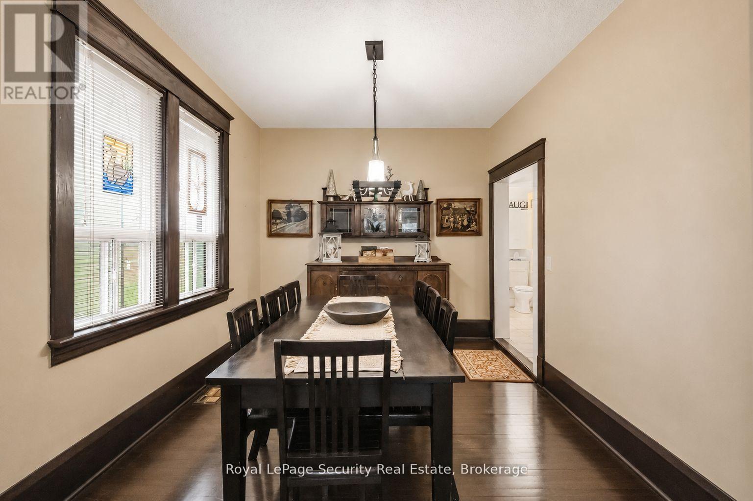 27 Holley Avenue, Toronto, Ontario  M9N 2C4 - Photo 11 - W13457844