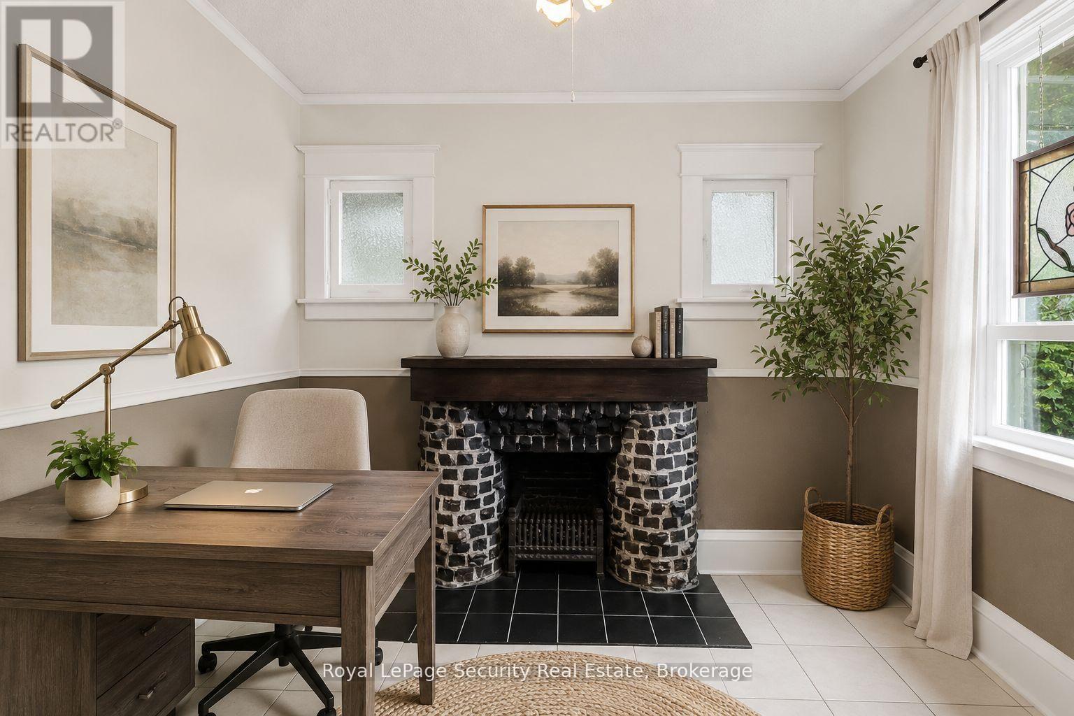 27 Holley Avenue, Toronto, Ontario  M9N 2C4 - Photo 5 - W13457844