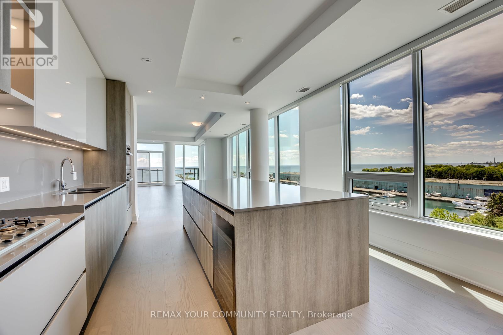 702 - 55 Port Street E, Mississauga, Ontario  L5G 4P3 - Photo 15 - W13457890