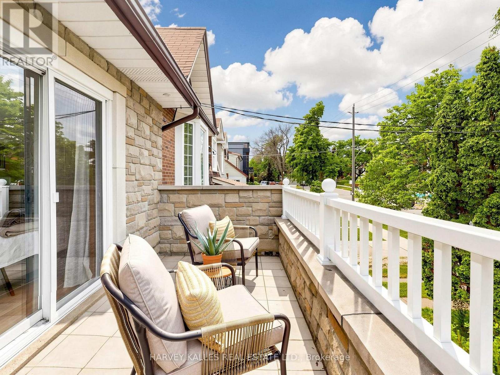108 Caledonia Road, Toronto, Ontario  M6E 4S7 - Photo 29 - W13457900