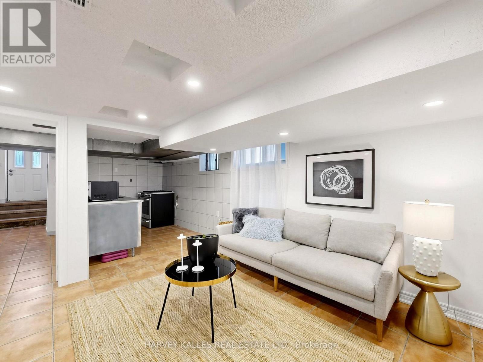 108 Caledonia Road, Toronto, Ontario  M6E 4S7 - Photo 35 - W13457900