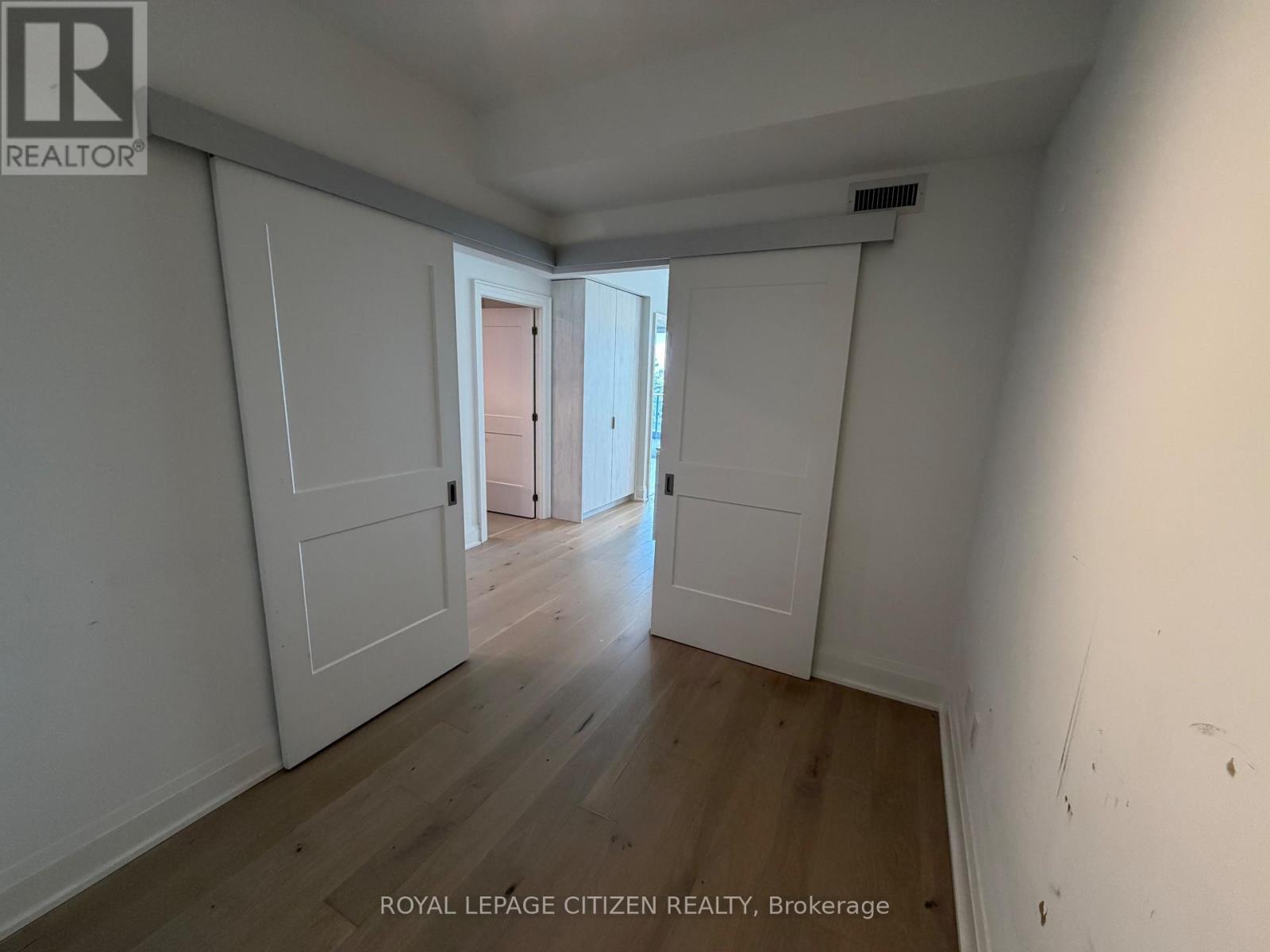 606 - 21 Park Street, Mississauga, Ontario  L5G 1L7 - Photo 15 - W13457956