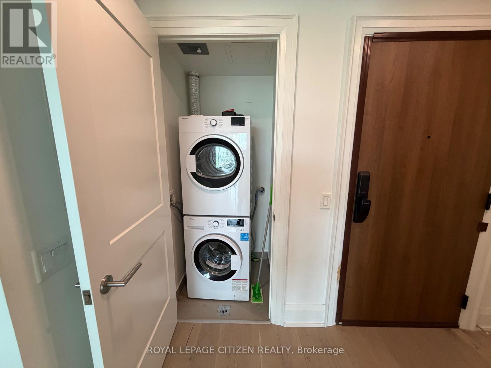 606 - 21 Park Street, Mississauga, Ontario  L5G 1L7 - Photo 21 - W13457956