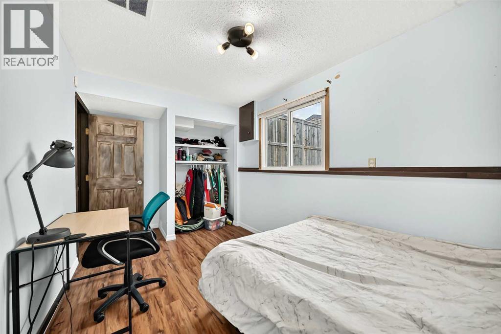4331 72 Street NW, Calgary, Alberta  T3B 2L1 - Photo 17 - A2321475
