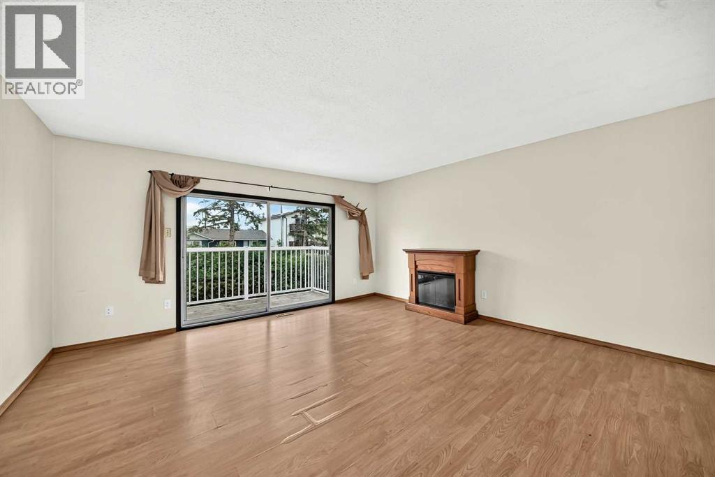 4331 72 Street NW, Calgary, Alberta  T3B 2L1 - Photo 5 - A2321475