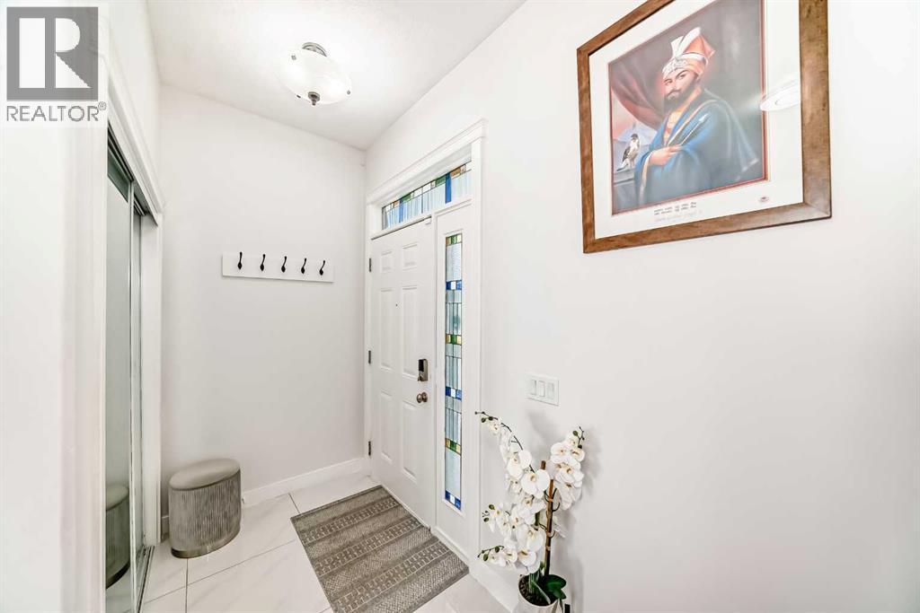 11 Taralake Way NE, Calgary, Alberta  T3J 5L8 - Photo 4 - A2321595