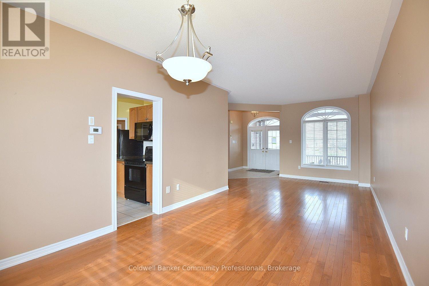 50 Winegarden Trail, Hamilton, Ontario  L9H 7M2 - Photo 10 - X13458024