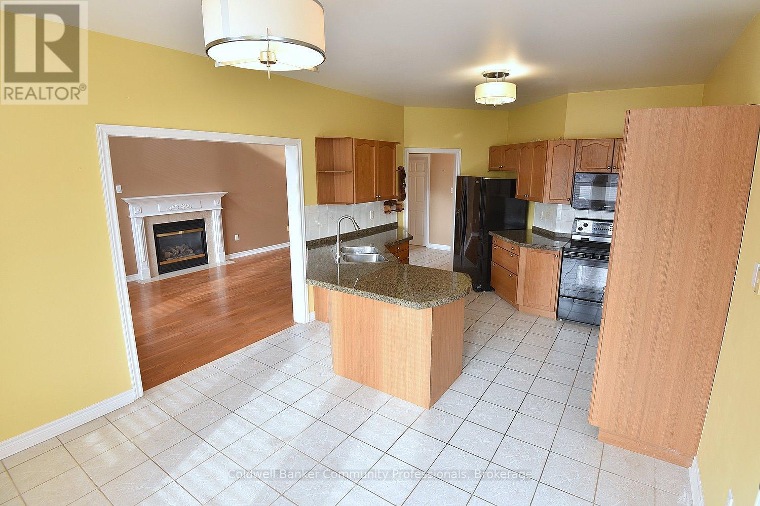 50 Winegarden Trail, Hamilton, Ontario  L9H 7M2 - Photo 15 - X13458024