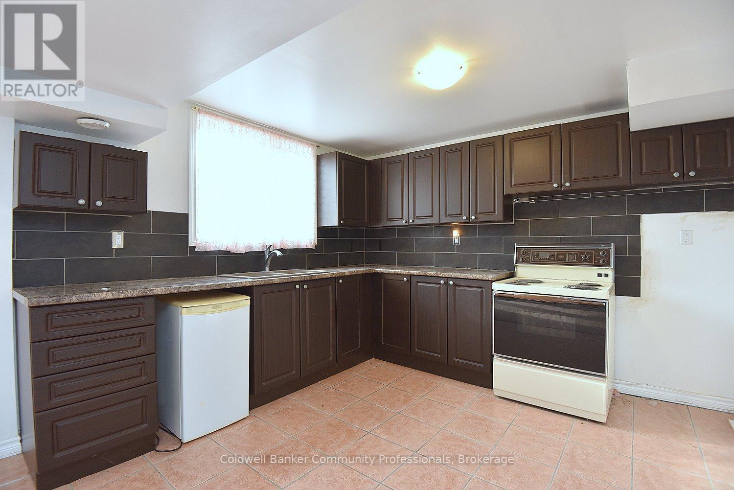 50 Winegarden Trail, Hamilton, Ontario  L9H 7M2 - Photo 43 - X13458024