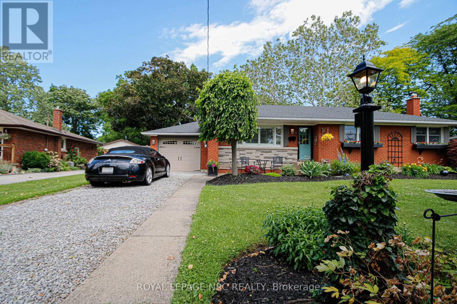 24 Juliana Crescent, St. Catharines, Ontario  L2N 4B4 - Photo 4 - X13458070