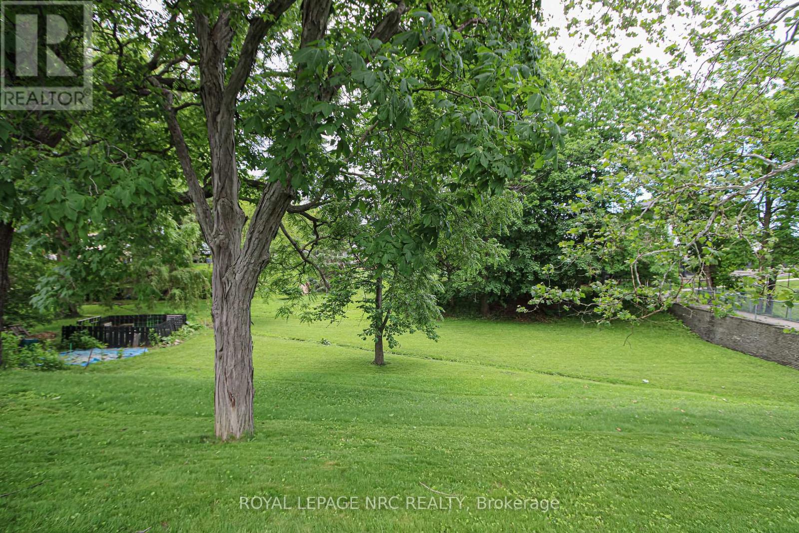 24 Juliana Crescent, St. Catharines, Ontario  L2N 4B4 - Photo 40 - X13458070