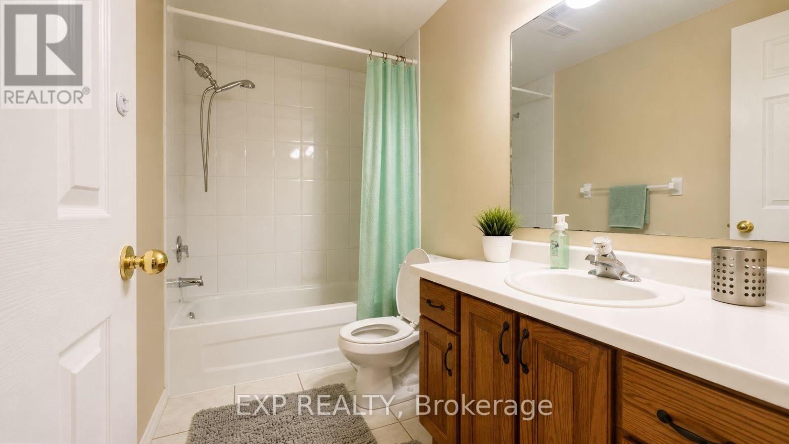 Upper - 287 Resurrection Drive, Kitchener, Ontario  N2N 3H4 - Photo 20 - X13457912