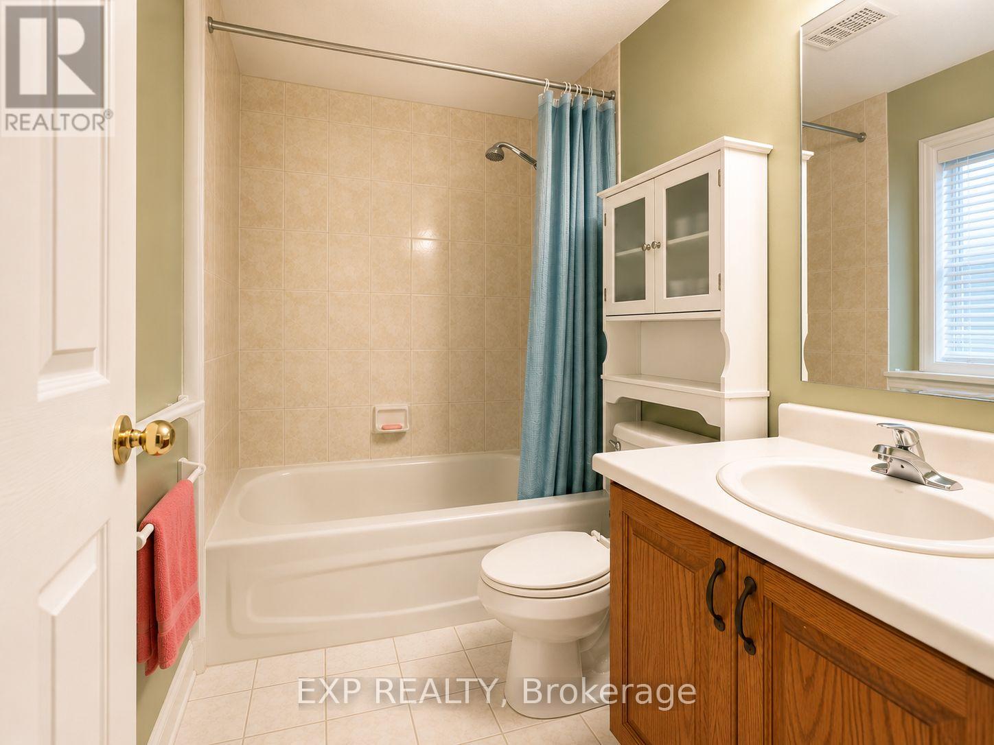 Upper - 287 Resurrection Drive, Kitchener, Ontario  N2N 3H4 - Photo 21 - X13457912