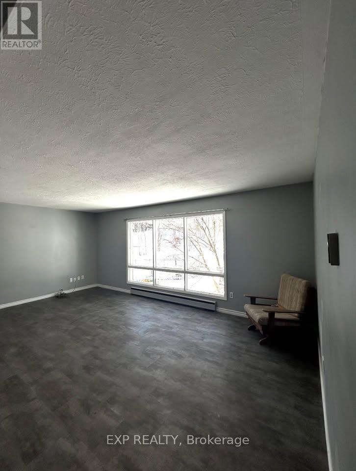 2 - 490 Stewart Street, Peterborough, Ontario  K9H 4B6 - Photo 2 - X13457934
