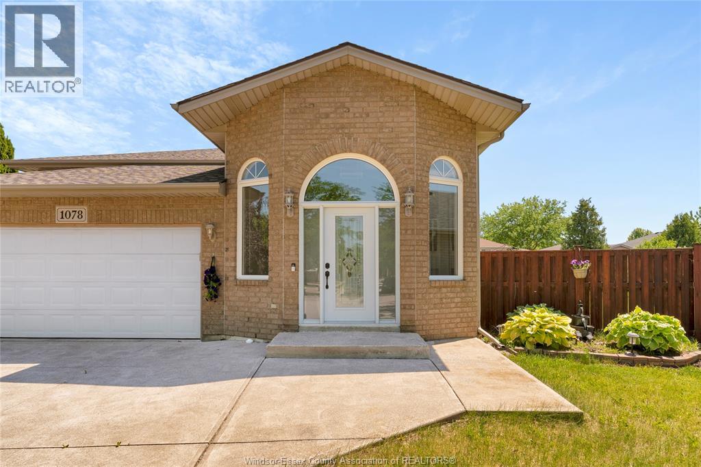 1078 Treverton, Windsor, Ontario  N8P 1S5 - Photo 2 - 26014424