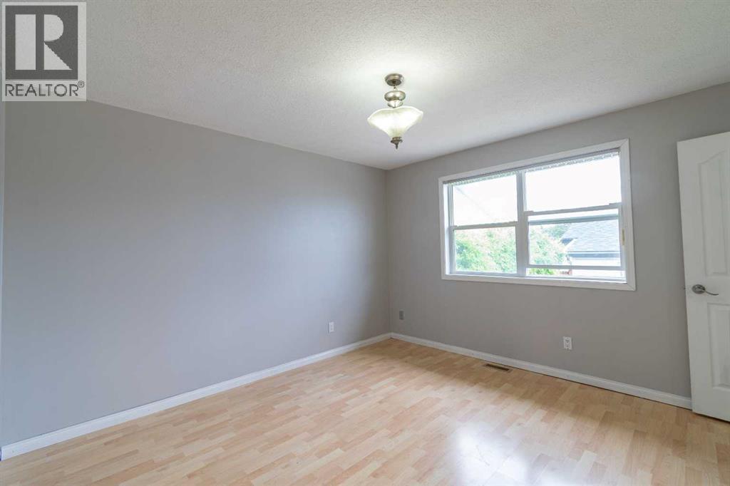 6207 39 Avenue Close, Stettler, Alberta  T4K 1G1 - Photo 20 - A2310884