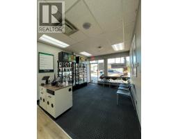 720 2601 WESTVIEW DRIVE, North Vancouver, British Columbia