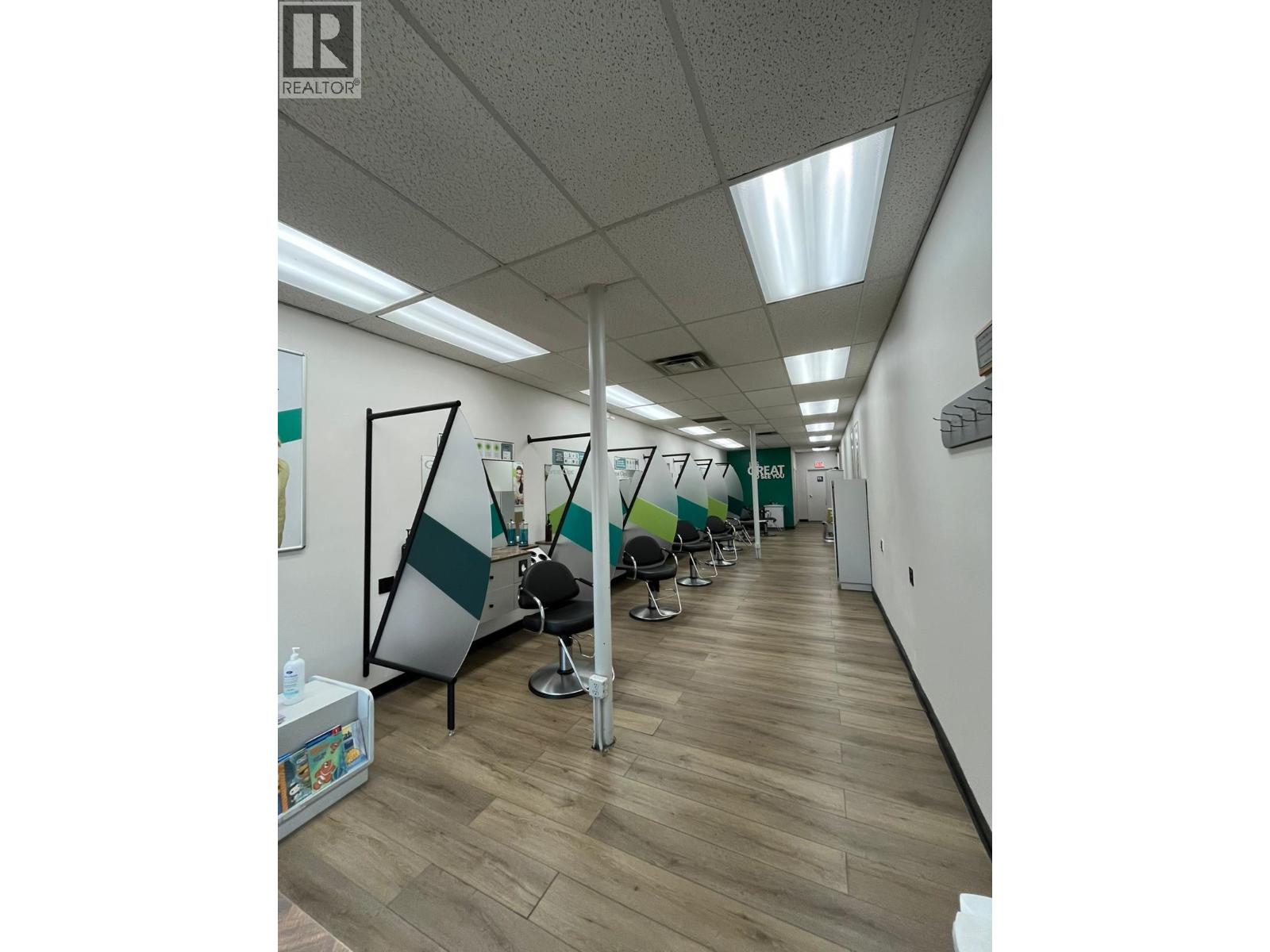 720 2601 Westview Drive, North Vancouver, British Columbia  V7N 3X3 - Photo 4 - C8079597