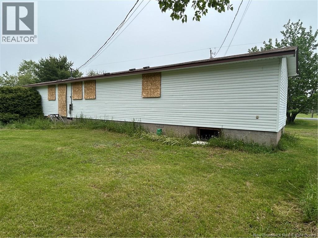 2246 Chemin Val-Doucet, Val-Doucet, New Brunswick  E8R 1Z6 - Photo 2 - NB142186